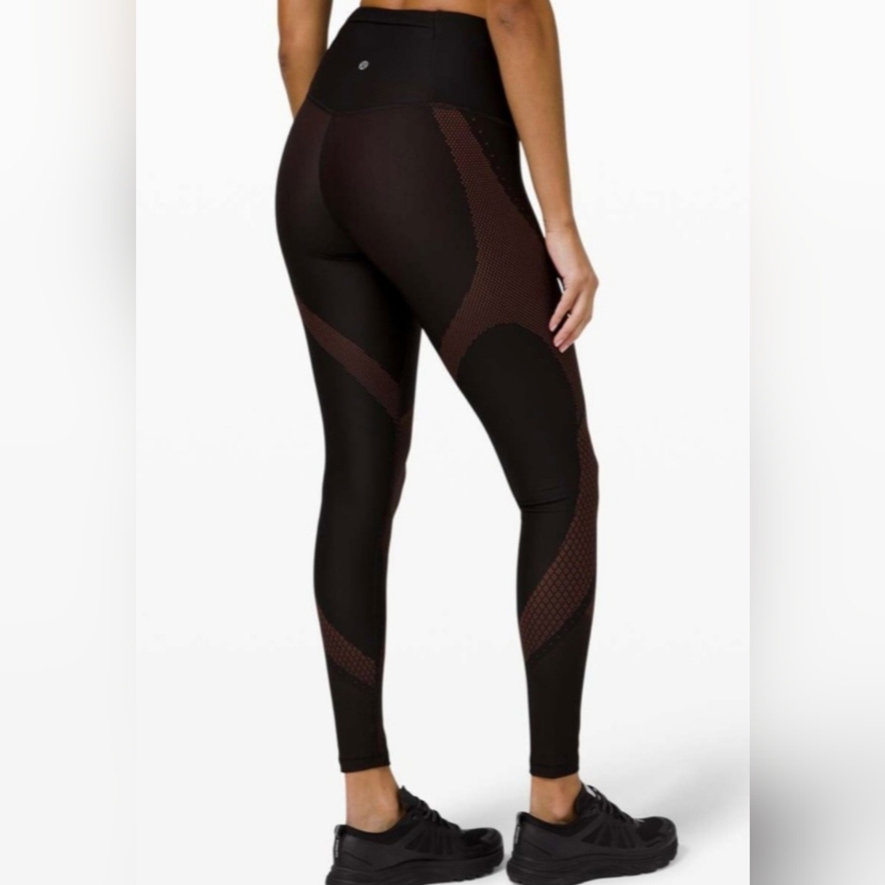 Lululemon Athletica Mapped‎ Out Tight Black Burgundy Leggings Sz 4